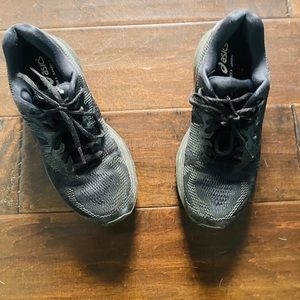 ASIC Gel Nimbus size womens 6.5 all black